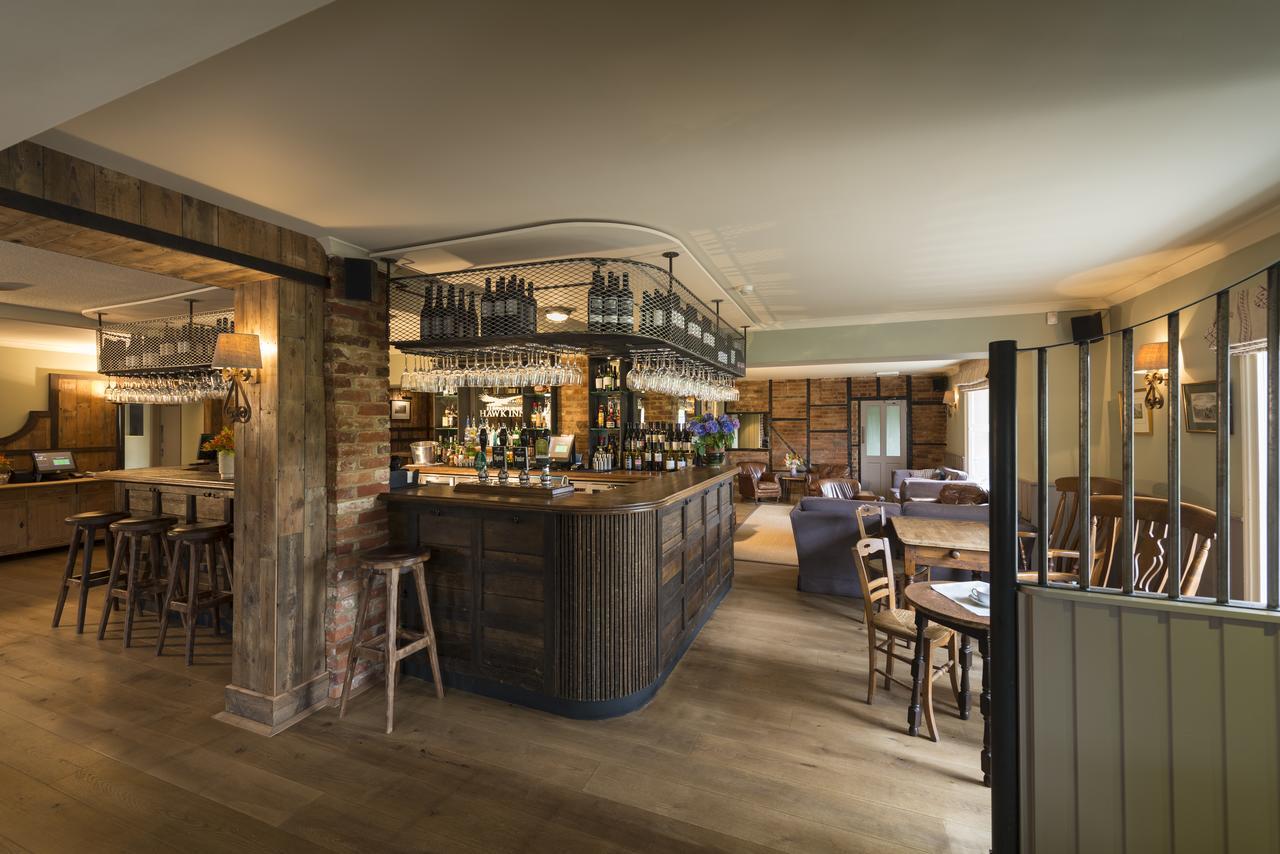 The Hawk Inn Andover Exteriér fotografie